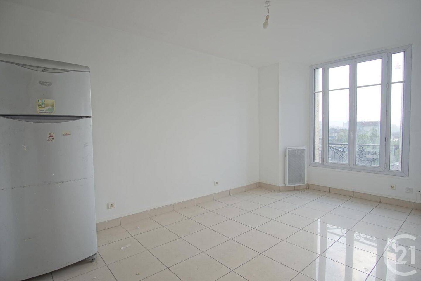 Maison à louer, 23m², VITRY SUR SEINE