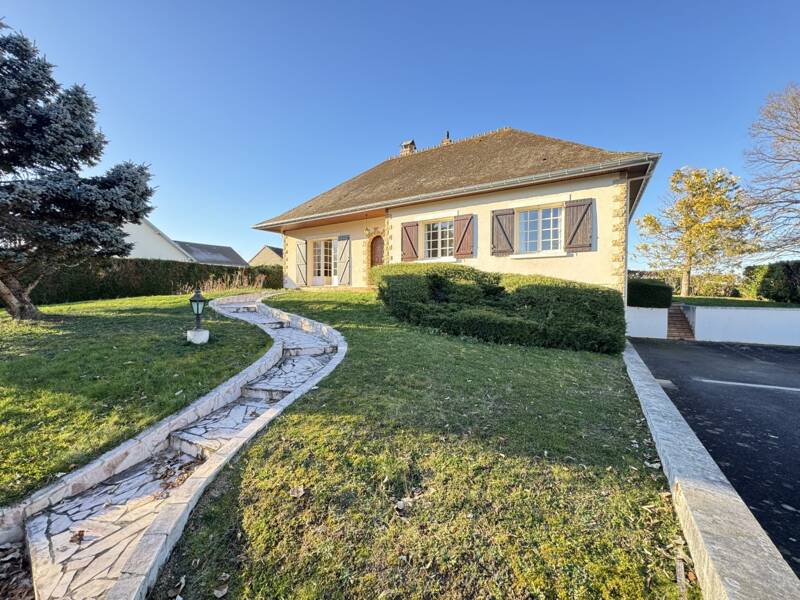 Maison à vendre, 162m², DOMERAT