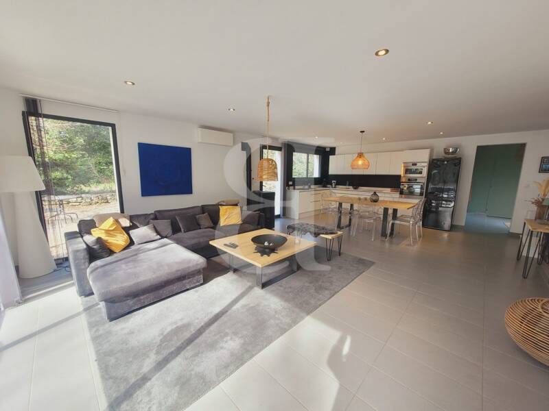 Maison à vendre, 187m², GRIGNAN