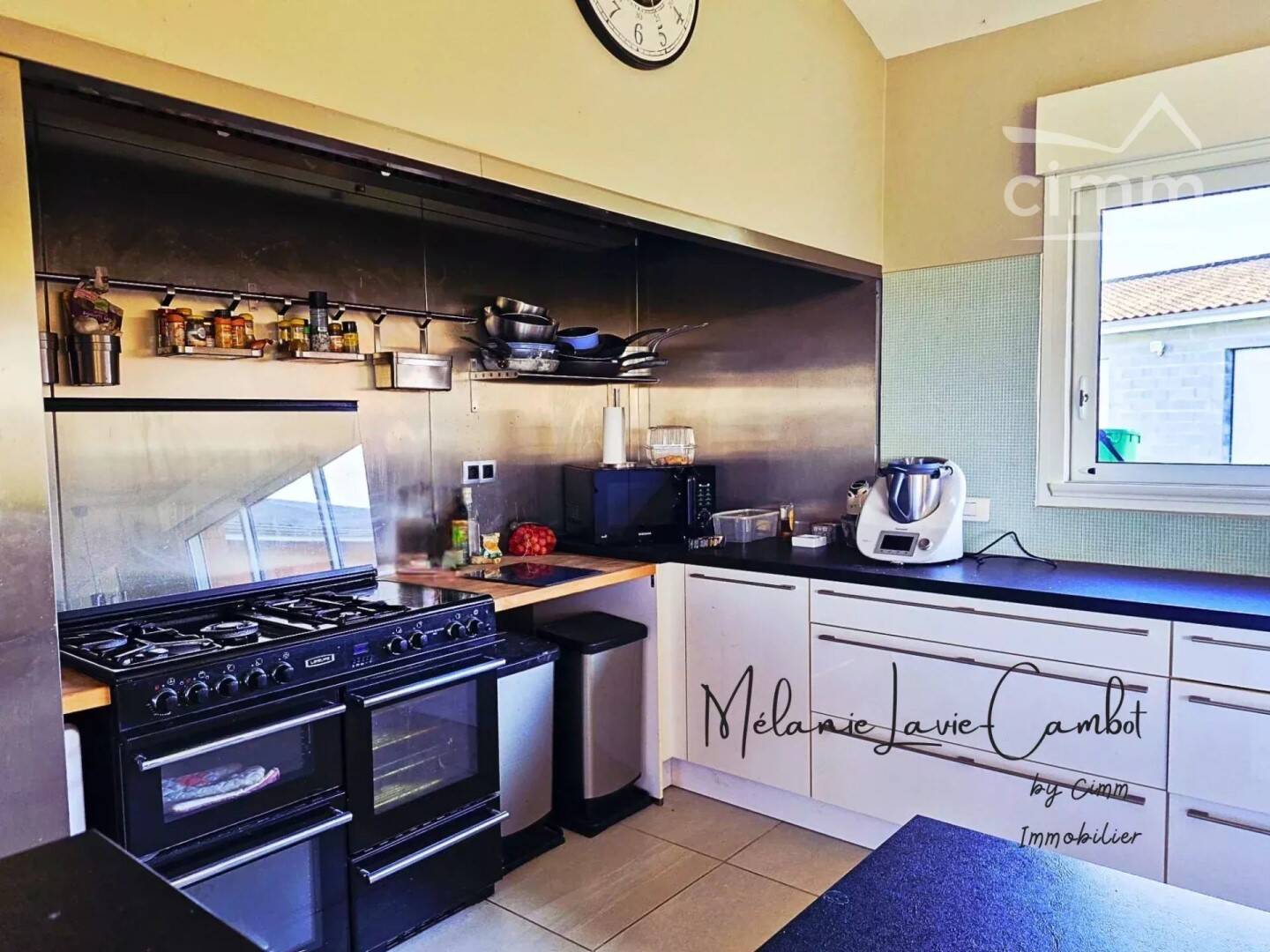 Maison à vendre, 370m², SAINT CHRISTOLY DE BLAYE