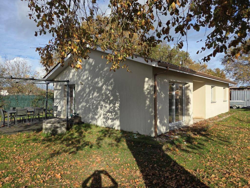 Maison à vendre, 96m², SAINT YZAN DE SOUDIAC