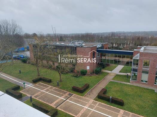 Espace bureau à vendre 5 000 000 € 5 620 m² de bureaux Ecouves Alençon 61000