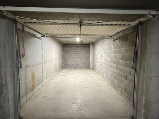 Parking à vendre 33 900 € 26 m² Récent et Usine Ugine 73400
