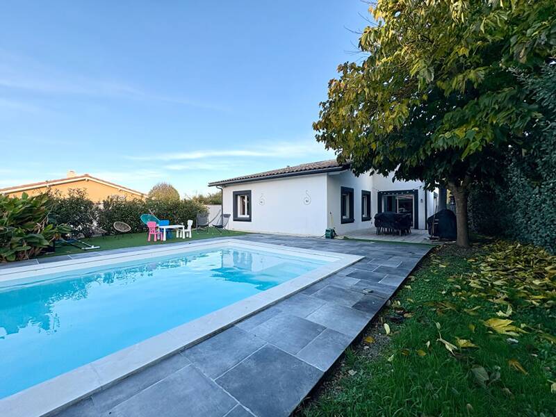 Maison à vendre, 169m², LATRESNE