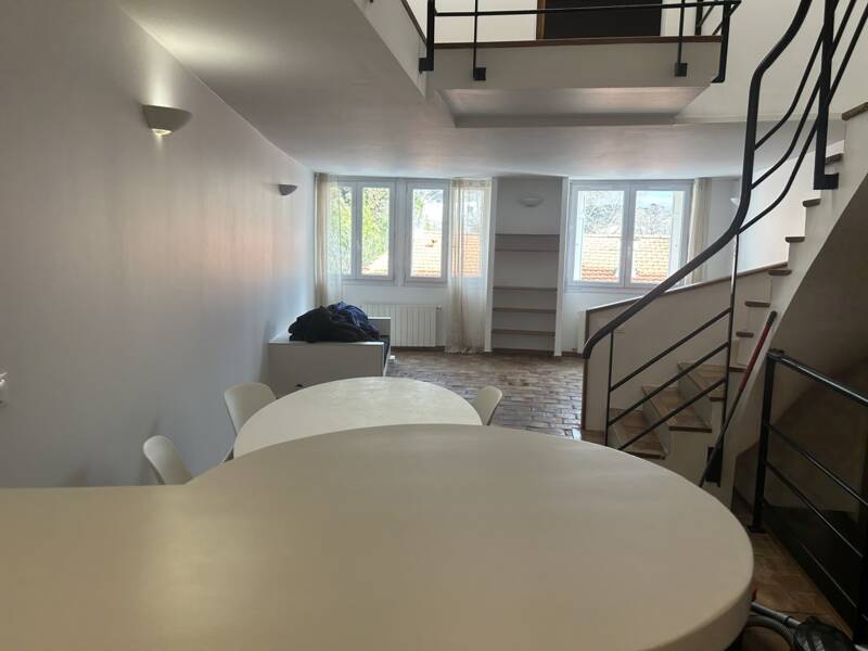 Maison à louer, 96m², MARSEILLE 11E