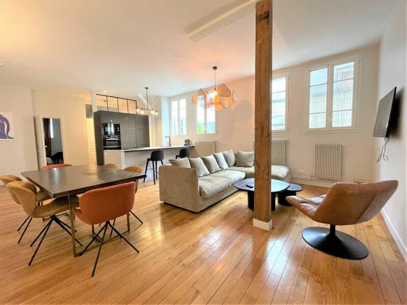 Maison à louer, 80m², PARIS 10E