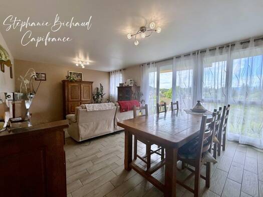 Appartement en viager occupé Bouquet 84 006 € 4 pièces 2 chambres 75 m² Étage 2/3 Veynes 05400