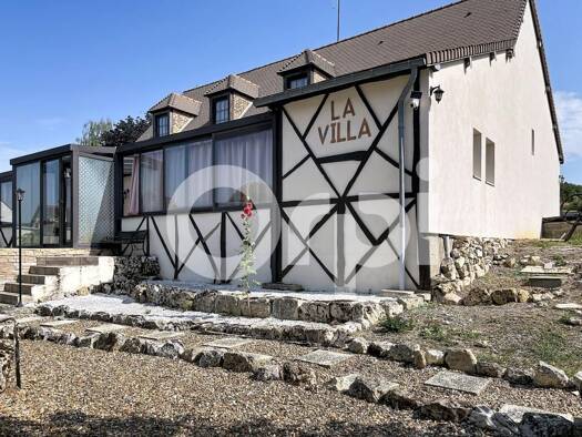 Maison à vendre 297 000 € 6 pièces 5 chambres 269 m² 1 202 m² de terrain Montreuil-sur-Brêche 60480