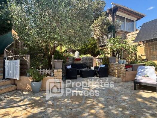 Maison à vendre 345 000 € 4 pièces 3 chambres 90 m² 345 m² de terrain Ecarts Roquebrune-sur-Argens 83520