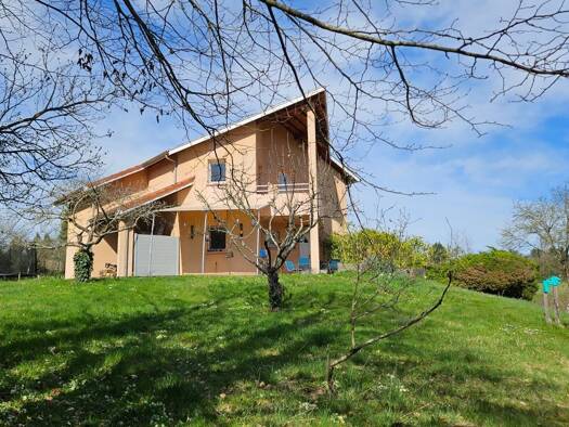 Villa à vendre 490 000 € 6 pièces 5 chambres 155 m² 1 800 m² de terrain Meyrié 38300