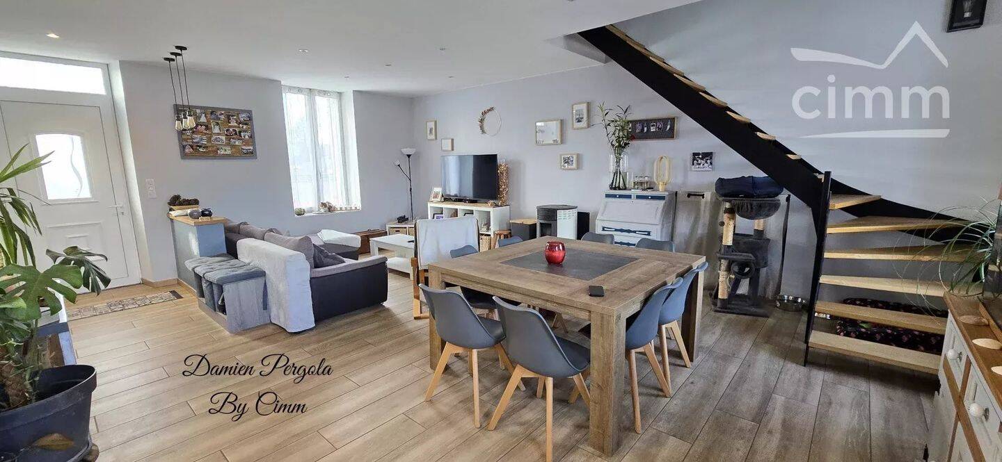 Maison à vendre, 110m², MONTIGNAC