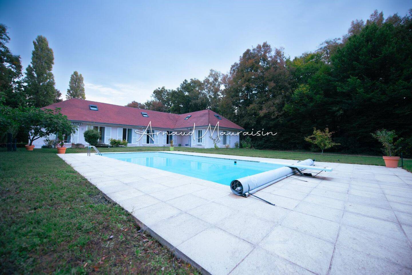 Maison à vendre, 300m², ORRY LA VILLE