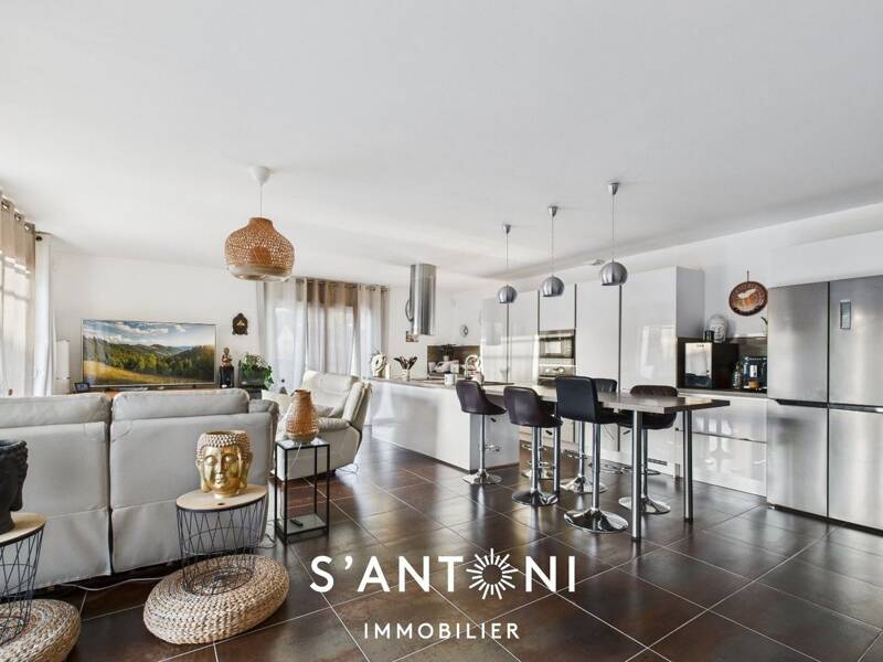 Maison à vendre, 130m², POMEROLS