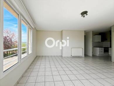 Appartement à vendre 270 000 € 4 pièces 3 chambres 81,7 m² RDC Saint-Martin-en-Haut 69850