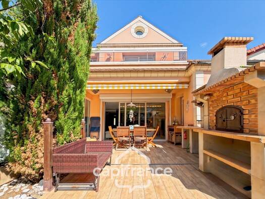 Maison à vendre 1 459 000 € 7 pièces 4 chambres 262 m² 417 m² de terrain Les Corluis Le Perreux-sur-Marne 94170