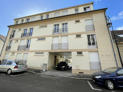 Parking à louer 82 € Capucins Compiègne 60200