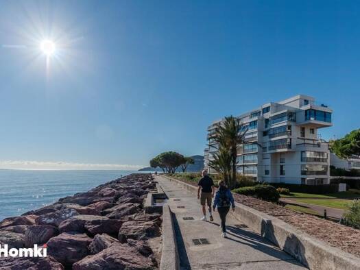 Appartement à vendre 310 000 € 2 pièces 1 chambre 45 m² Étage 1/4 Cannes Marina-La Roubine Mandelieu-la-Napoule 06210