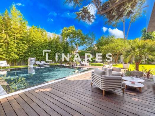 Villa à vendre 1 349 000 € 6 pièces 4 chambres 252 m² 649 m² de terrain Marseille 9ème 13009