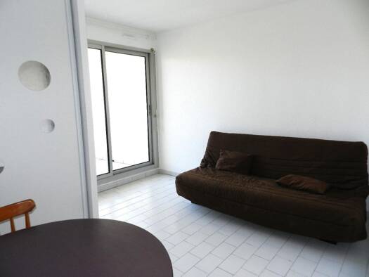 Appartement à louer 550 € 2 pièces 1 chambre 25 m² 1er étage La Grande-Motte 34280
