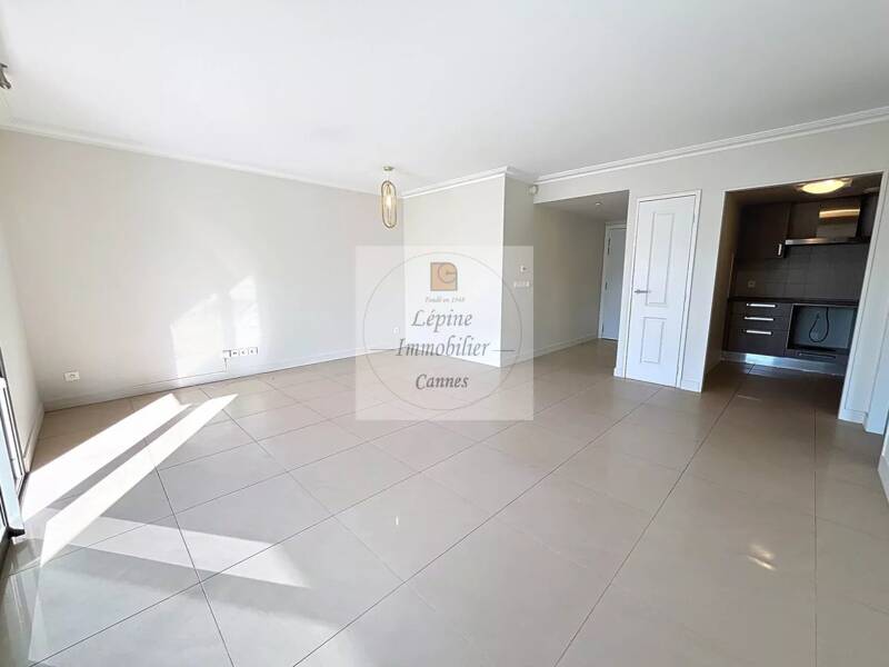 Maison à louer, 57m², CANNES