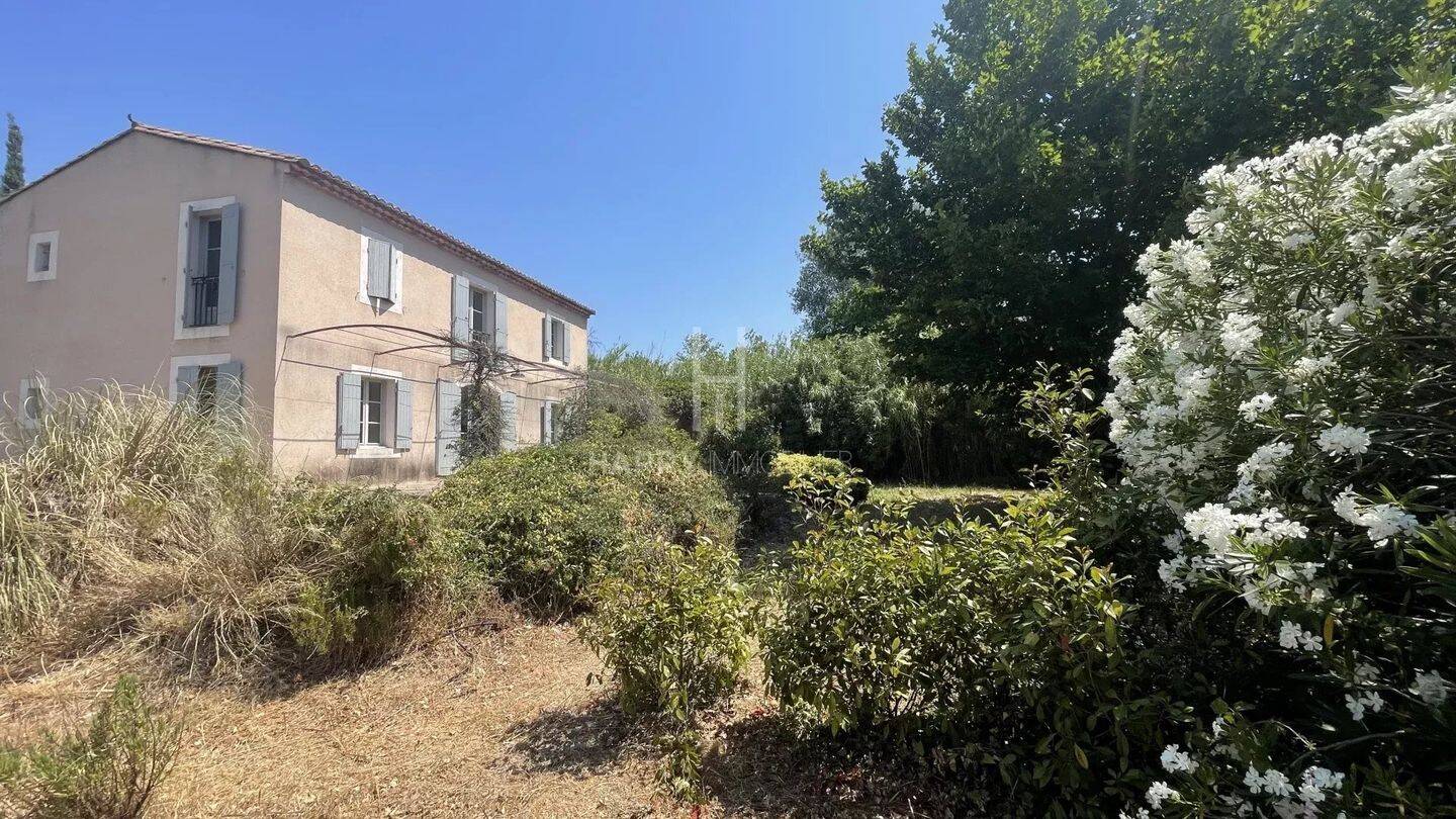 Maison à vendre, 140m², MAUSSANE LES ALPILLES