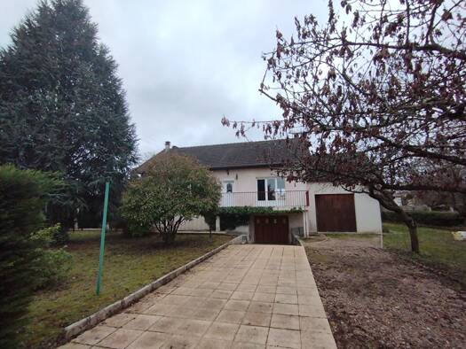 Maison à vendre 154 700 € 3 pièces 2 chambres 81 m² 1 014 m² de terrain Pezou 41100