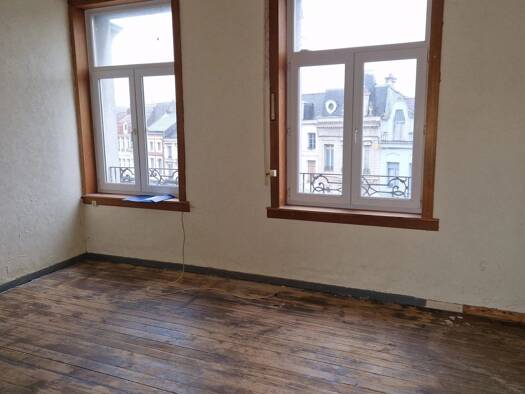 Appartement à louer 450 € 1 pièce 35 m² Sud Condé-sur-l'Escaut 59163