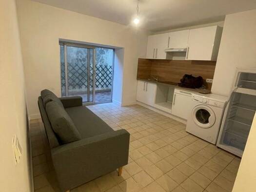 Appartement à louer 480 € 2 pièces 1 chambre 35 m² Centre Ville Bagnols-sur-Cèze 30200