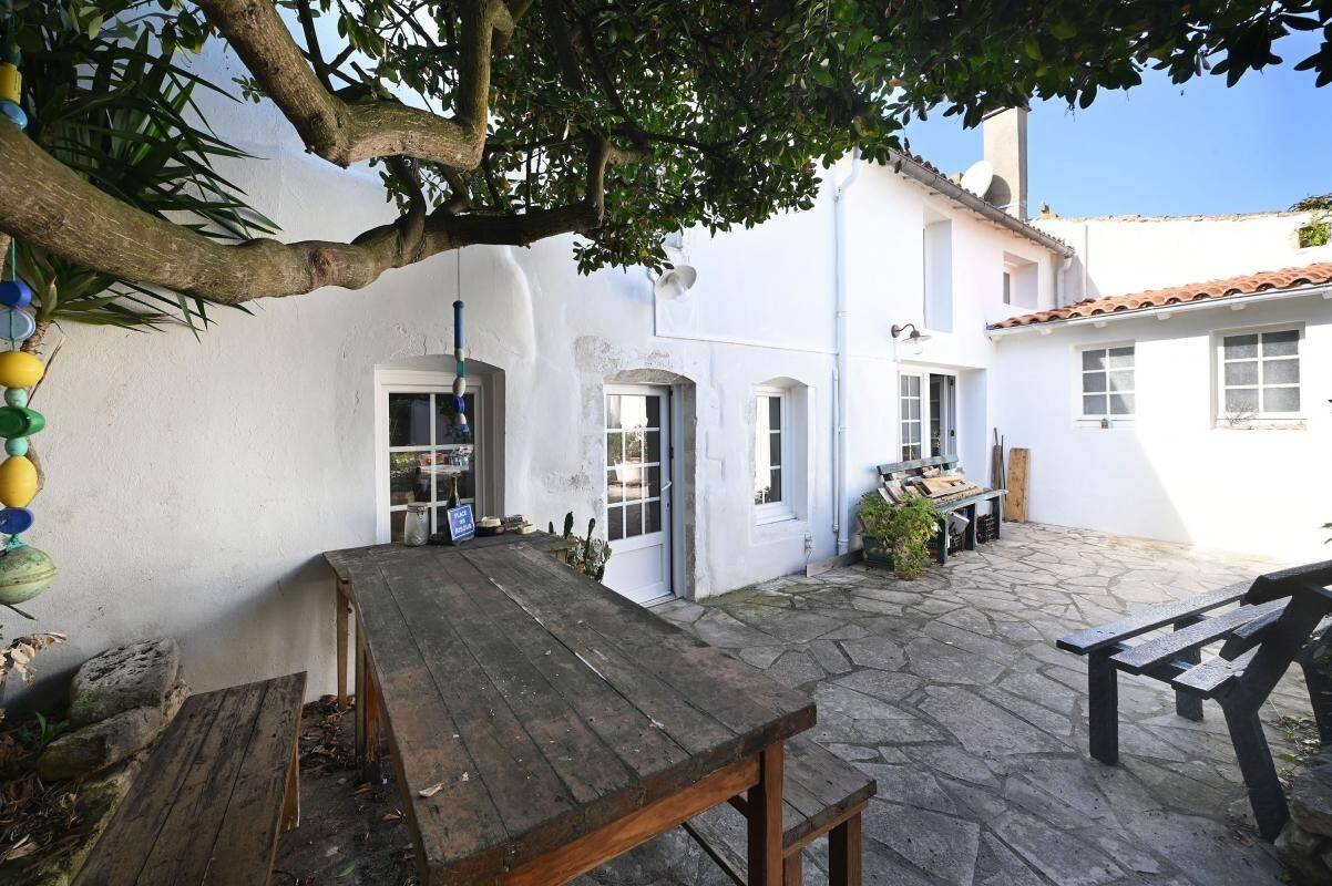 Maison à vendre, 198m², SAINT CLEMENT DES BALEINES