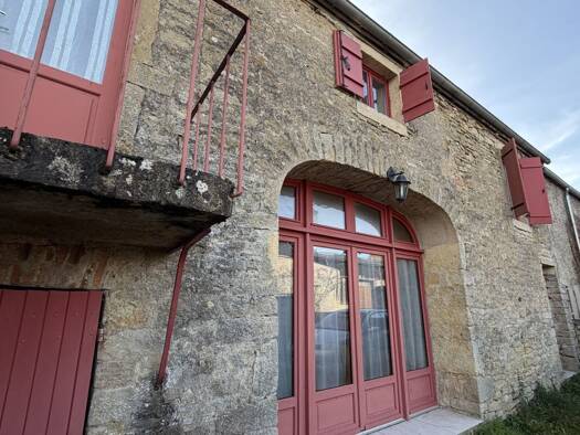 Maison à vendre 175 000 € 4 pièces 3 chambres 125,4 m² 779 m² de terrain Vault-de-Lugny 89200