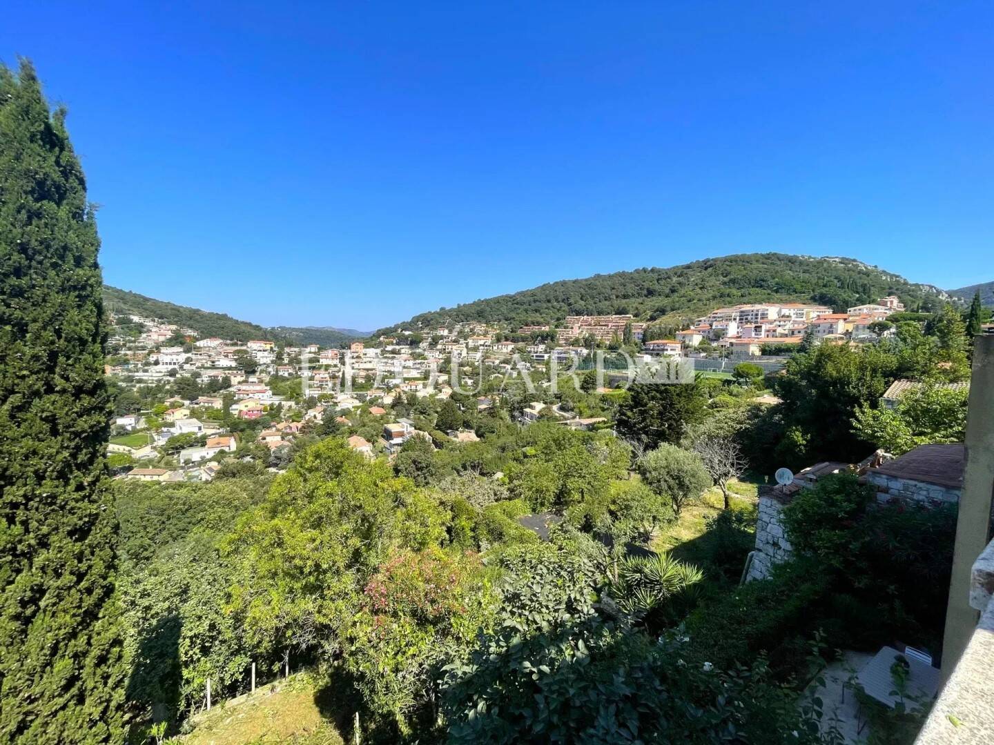 Maison à vendre, 180m², LA TURBIE