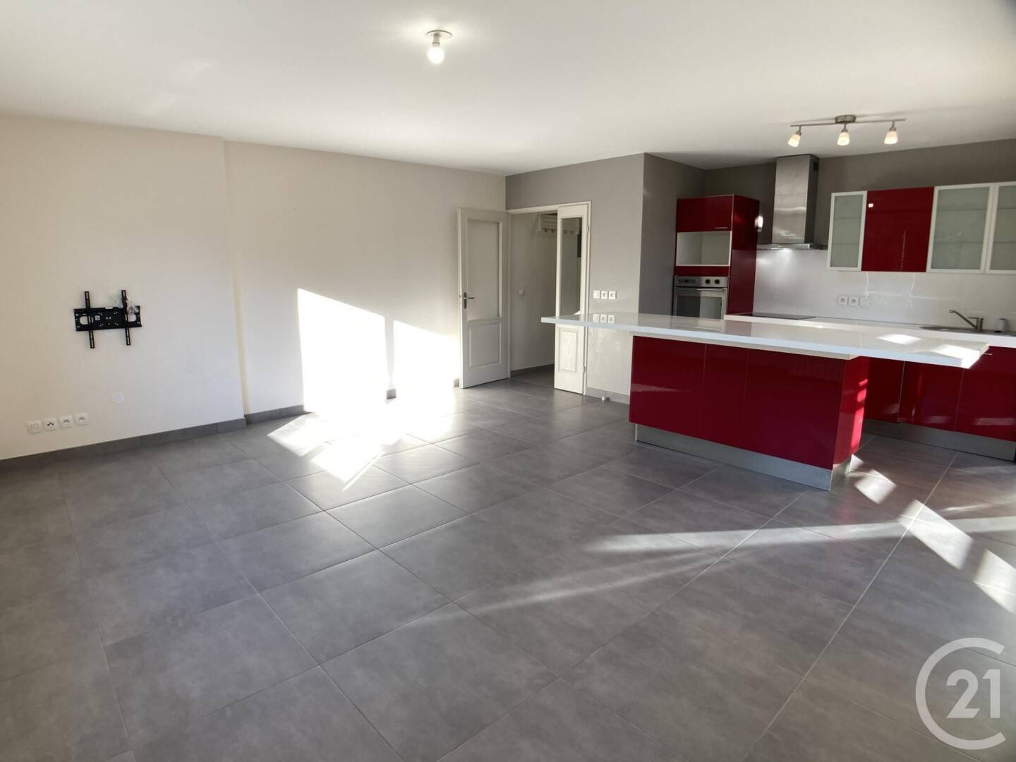 Maison à louer, 89m², SAINT JULIEN EN GENEVOIS