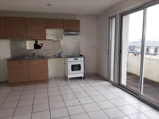 Duplex à louer 1 585 € 5 pièces 3 chambres 144 m² Étage 4/4 Cité Universitaire-Albert Thomas Limoges 87000