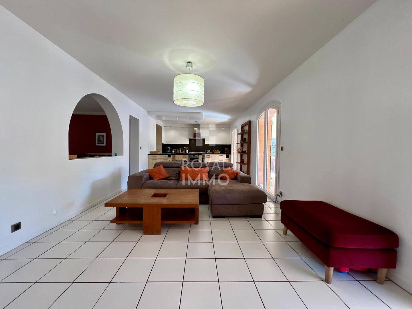 Maison à vendre, 200m², LE REVEST LES EAUX