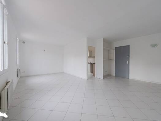 Appartement à vendre 149 900 € 3 pièces 2 chambres 73 m² RDC/2 Aussonne 31840