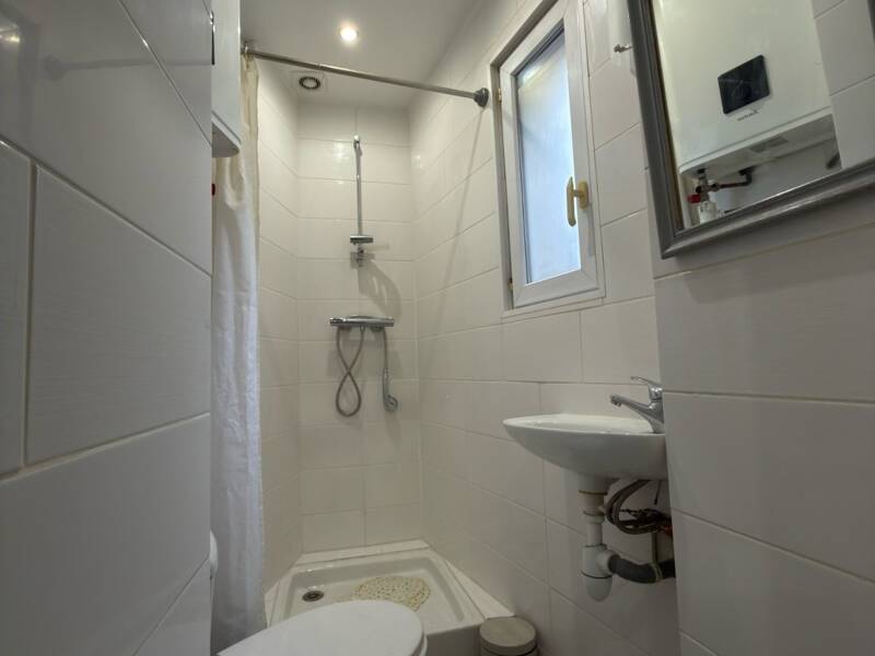 Maison à louer, 18m², PARIS 17E