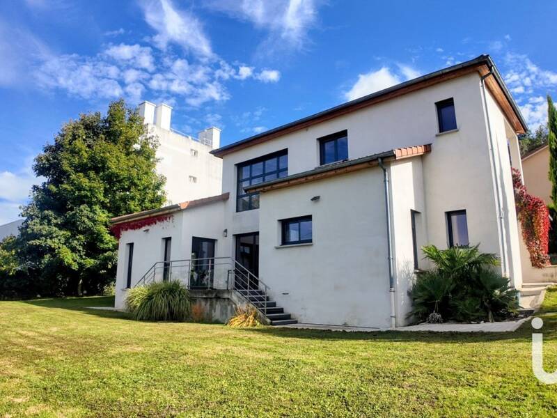 Maison à vendre, 160m², SAINT ETIENNE