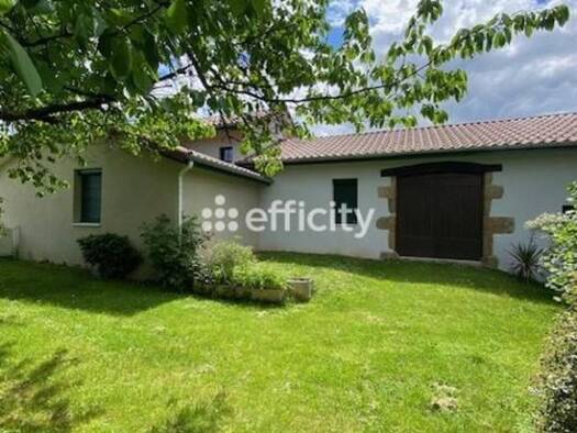 Maison à vendre 329 000 € 6 pièces 3 chambres 105 m² 607 m² de terrain Bas-en-Basset 43210