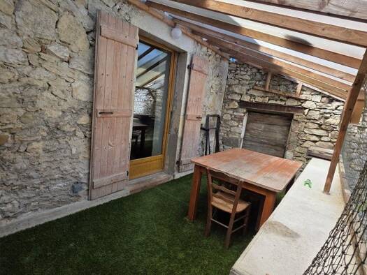 Maison à vendre 110 000 € 3 pièces 2 chambres 84 m² Yenne 73170