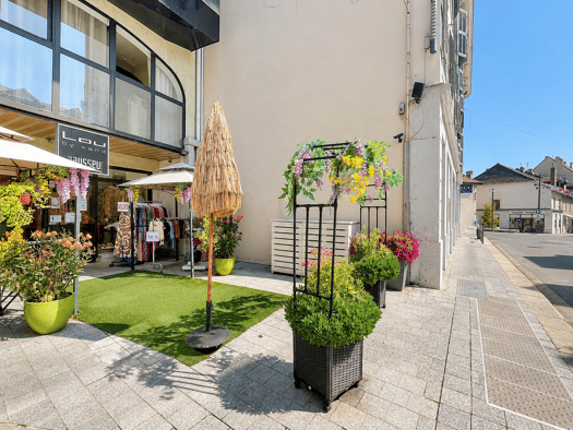 Local commercial à vendre 400 000 € 105,63 m² de surface de vente Centre Divonne-les-Bains 01220