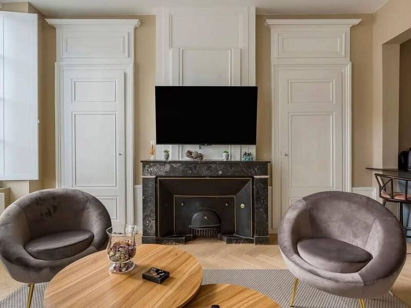 Maison à louer, 0m², LYON 2E