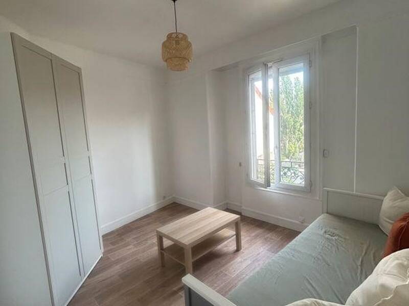 Maison à louer, 21m², LES LILAS