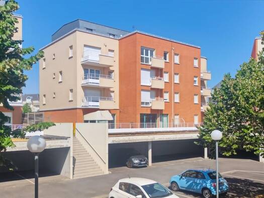 Appartement à vendre 197 000 € 3 pièces 2 chambres 65,79 m² Étage 3/3 Centre Olivet 45160