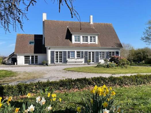 Maison à vendre 446 980 € 8 pièces 6 chambres 230 m² 7 571 m² de terrain Autingues 62610