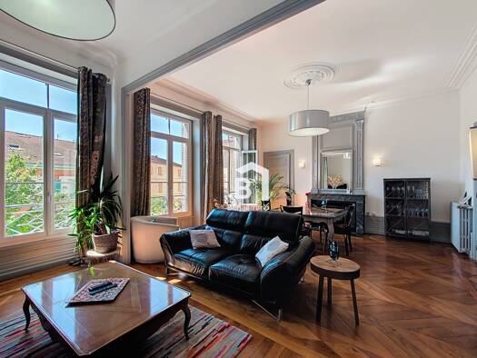 Appartement à vendre 299 000 € 4 pièces 3 chambres 132 m² Étage 2/3 Bourgoin Jallieu 38300