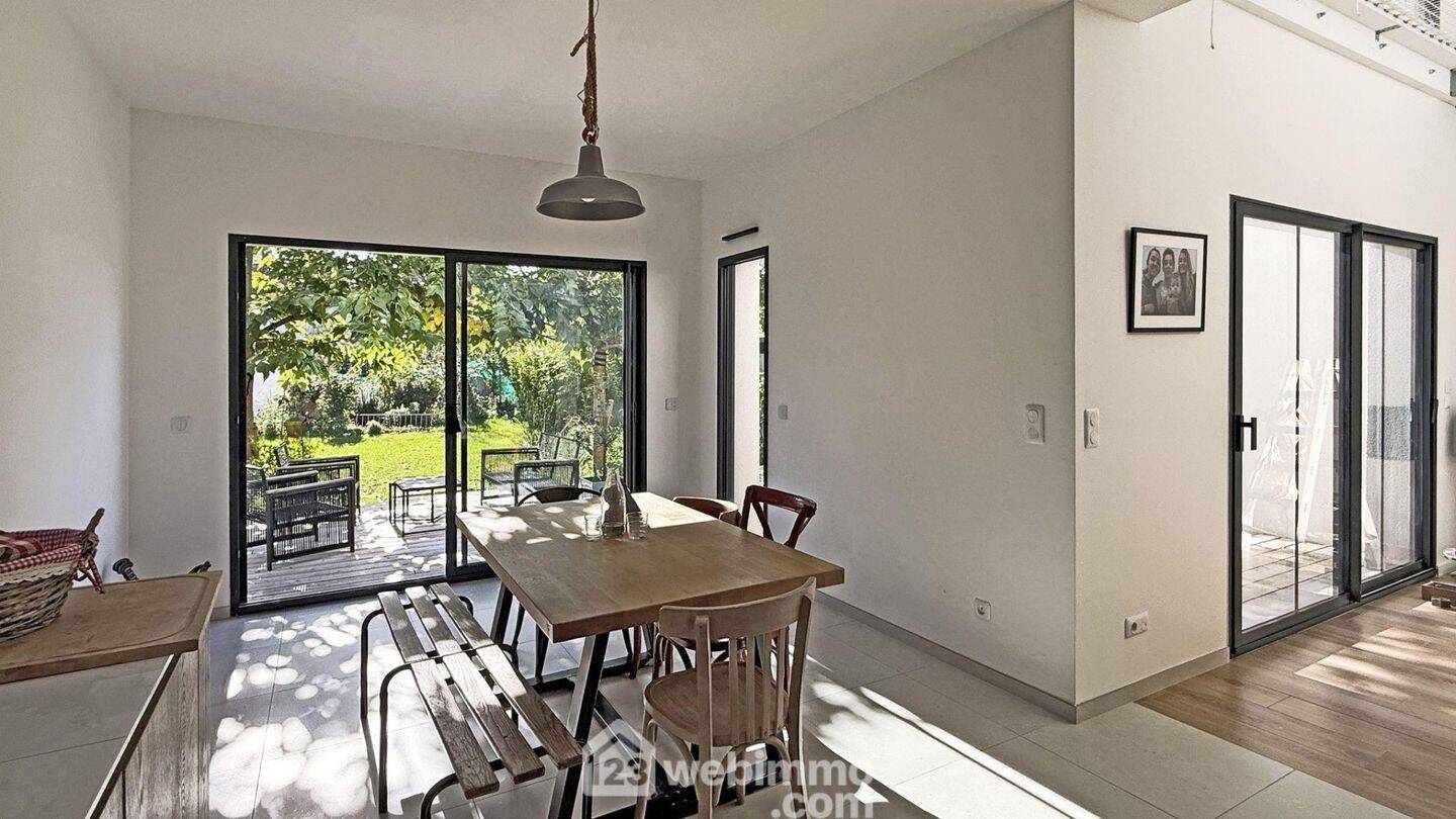 Maison à vendre, 220m², SAINT MAUR DES FOSSES