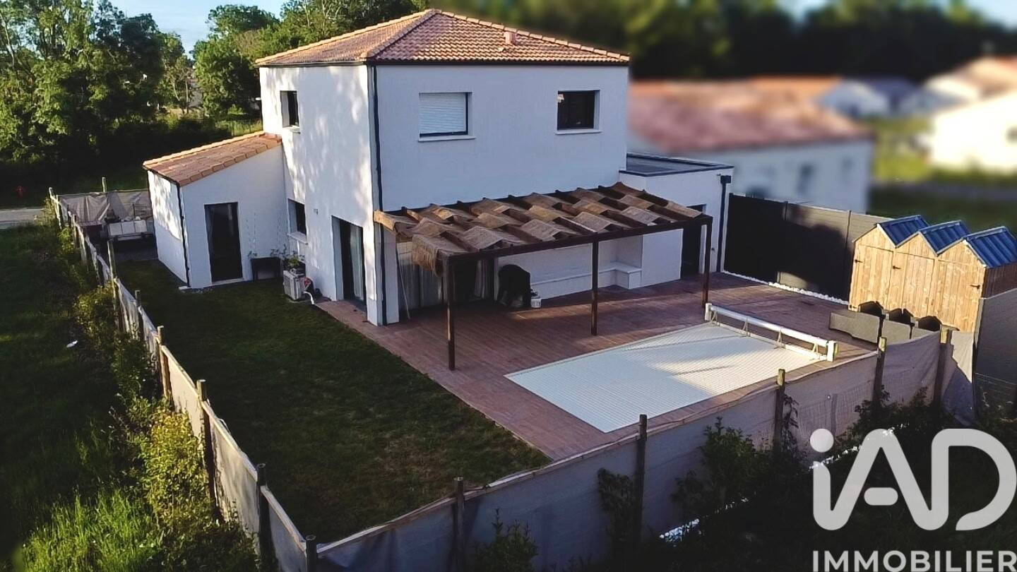 Maison à vendre, 113m², CHALLANS