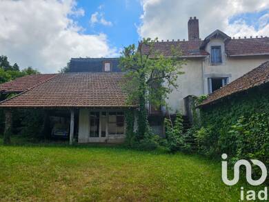 Maison de ville à vendre 25 000 € 6 pièces 5 chambres 116 m² 92 m² de terrain Rochechouart 87600