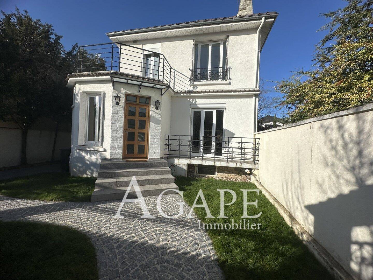 Maison à vendre, 142m², SAINT MAUR DES FOSSES
