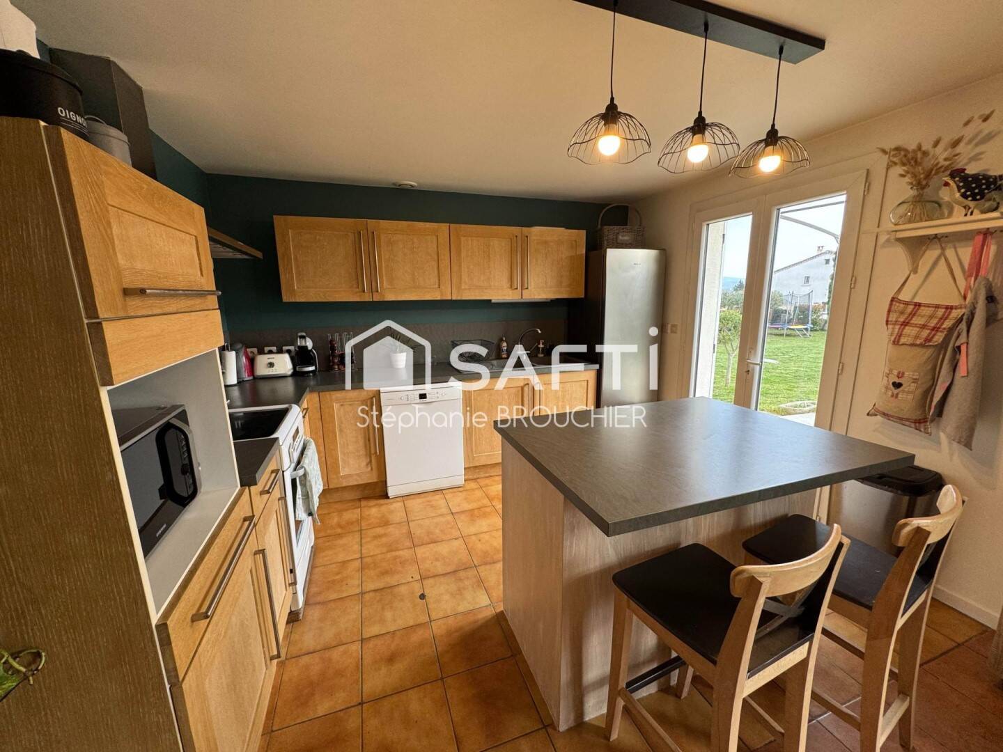 Maison à vendre, 120m², VALLON PONT D'ARC
